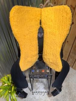 17 Wintec New Generation Close Contact Western Saddle Wide Tree DEMO Model