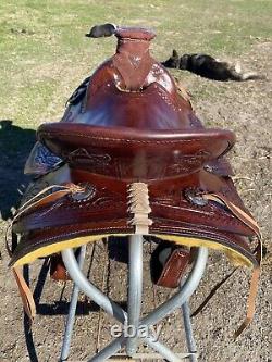 17 dark oil slick seat Wade Western saddle with matching tack