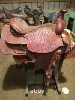 17in Roping Saddle With 7 In Gullet