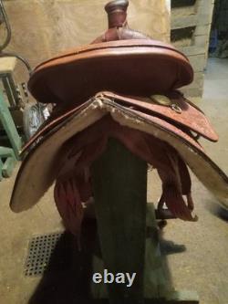 17in Roping Saddle With 7 In Gullet