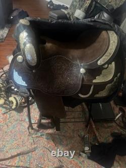 17in Western Show Saddle Unknown Maker Excellent Condition