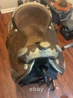 17in Western Show Saddle Unknown Maker Excellent Condition