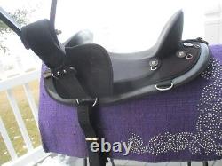 18'' Black Abetta 20511-8 Endurance Trail Western saddle SQH BARS