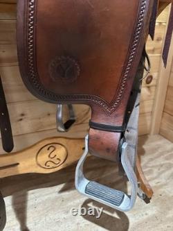 18 Circle Y All-Around Ranch Roper Western Saddle Model 1124