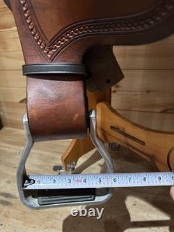 18 Circle Y All-Around Ranch Roper Western Saddle Model 1124