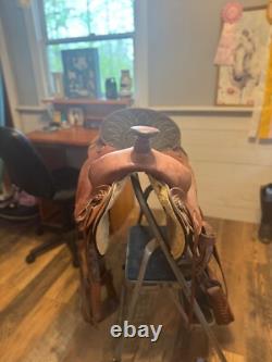 18 Inch work western saddle