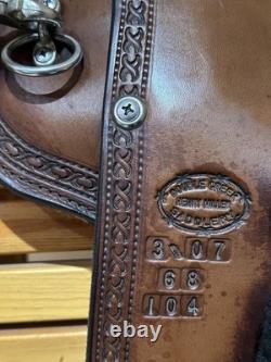 19 Double Creek Saddlery Buena Vista Saddle Model 104