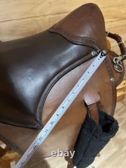19 Double Creek Saddlery Buena Vista Saddle Model 104