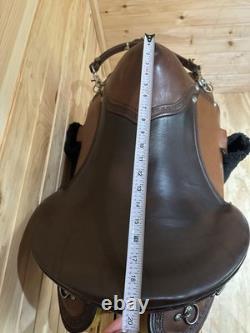 19 Double Creek Saddlery Buena Vista Saddle Model 104