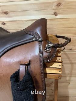 19 Double Creek Saddlery Buena Vista Saddle Model 104