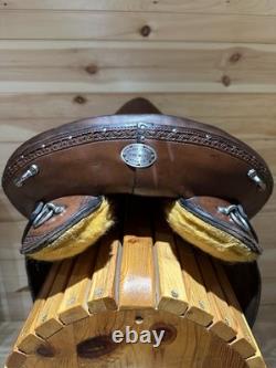 19 Double Creek Saddlery Buena Vista Saddle Model 104
