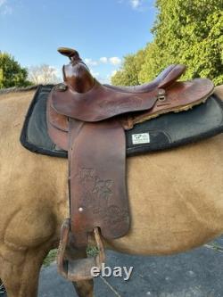 1971 Fallis Saddlery Genuine Balanced Ride Western Saddle