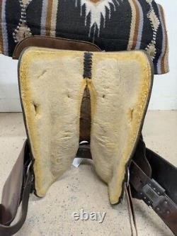 2-1276 15.5 inch Used Circle Y Western Trail Saddle Equitation Model