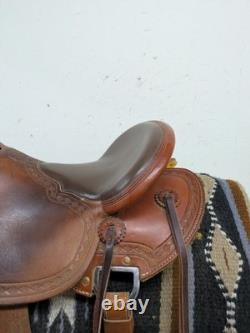 2-1324 15.5 inch Used McCall Mclite Western All Around Saddle