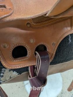 2-1344 15.5 inch Used McCall Mclite Western All Around Saddle Regular Tree