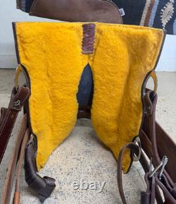 2-1385 14 inch Used Corriente Western Trophy Barrel Saddle