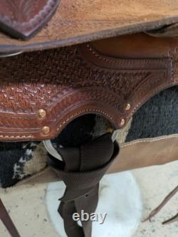 2-1401 15 inch Used Scott Thomas Western Ranch Cutting Saddle 2-1401 15 inch Used Scott Thomas Western Ranch Cutting Saddle