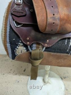 2-1407 16 inch Used Courts Saddlery Western Trail Saddle 97001B