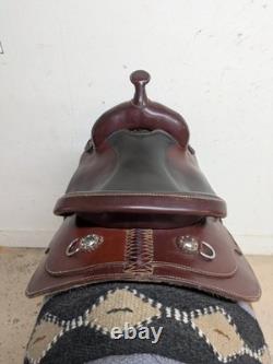 2-1407 16 inch Used Courts Saddlery Western Trail Saddle 97001B