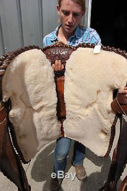 44-4 Circle Y 15 show saddle with sterling silver corner plates super nice