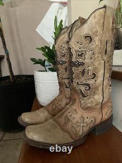 9 CORRAL Vintage Square Toe Boots Antique Saddle METAL CROSS C1167 Boho Crosses