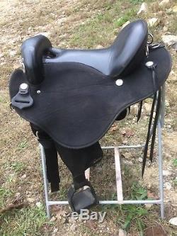 Abetta Stealth Flex Comfort Saddle 17 Used Black