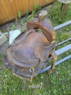 Antique High-Back Western Cowboy Saddle Tooled Leather Brass Horn Ranch