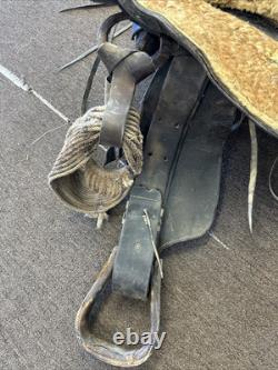 Antique Newell's Western Cowboy Saddle Western Equest Ranch Decor