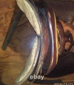 Antique Vintage Tooled Leather Western Saddle Good Condition