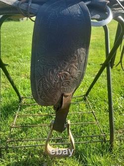 Antique/Vintage Western slick seat saddle 14