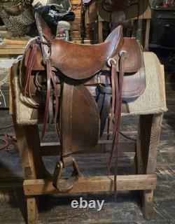Antique Western Long Distance Saddle 13.5 Inch Seat Made 1870-1910