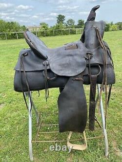 Antique/vintage 15 F. A. Meanea Western high back loop seat saddle