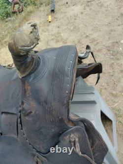 Antique western Collectible high back saddle FA Meana Brand