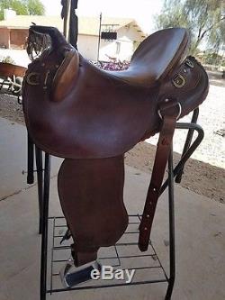 Australian Stockmans Saddlery Toowoomba Western Free Swing Stirrups Saddle Horn