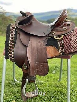 Australian saddle hybrid western stock saddle with adjustable tree