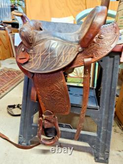 BEAUTIFUL TOOLED COMPLETE WESTERN LEATHER SADDLE CIRCLE Y BROWN 17 w BELTS +