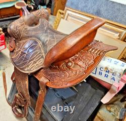 BEAUTIFUL TOOLED COMPLETE WESTERN LEATHER SADDLE CIRCLE Y BROWN 17 w BELTS +