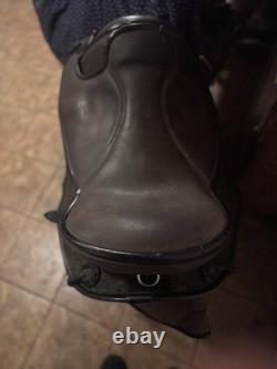 Barefoot Treeless Saddle Tahoe 17 XWide