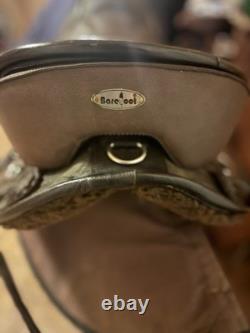 Barefoot Treeless Saddle Tahoe 17 XWide