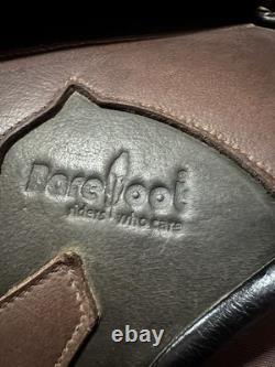 Barefoot Treeless Saddle Tahoe 17 XWide