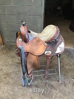 Barrel saddle used very flashy great condition