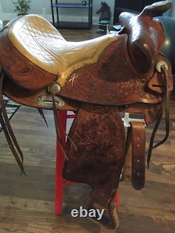 Barrel western show saddle