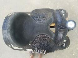 Beautiful 15in Crates Western Show saddle with matching Bridle