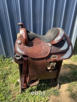 Beautiful 16 Big Horn Western Show Saddle WithSilver Floral Tooling Made In USA
