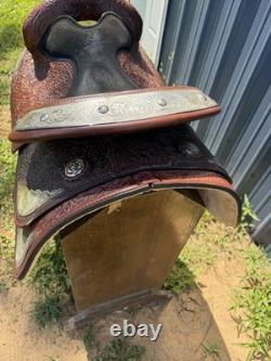 Beautiful 16 Big Horn Western Show Saddle WithSilver Floral Tooling Made In USA