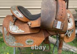 Beautiful 16 Big Horn Western Show Saddle Withsilver & oak leaf tooling US made