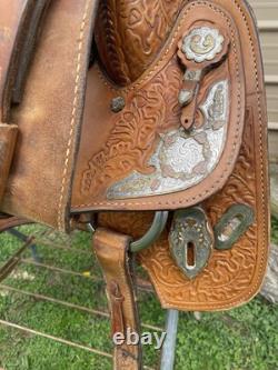 Beautiful 16 Big Horn Western Show Saddle Withsilver & oak leaf tooling US made