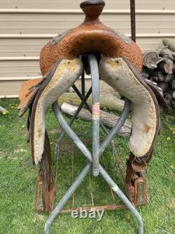 Beautiful 16 Big Horn Western Show Saddle Withsilver & oak leaf tooling US made