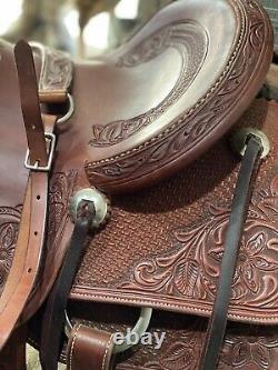 Beautiful Diamond K Tooled Western saddle