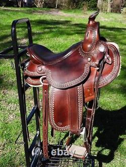 Beautiful OrthoFlex Western Saddle 15 Seat
